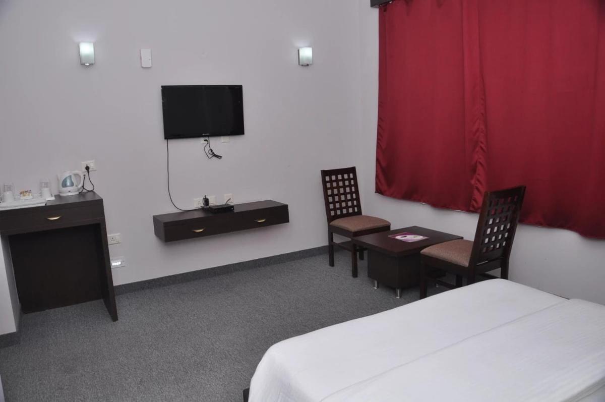 Neelkanth'S Bagar Inn Resort Jhunjhunu Eksteriør bilde