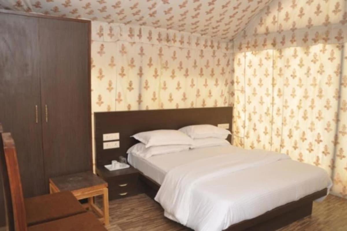 Neelkanth'S Bagar Inn Resort Jhunjhunu Eksteriør bilde