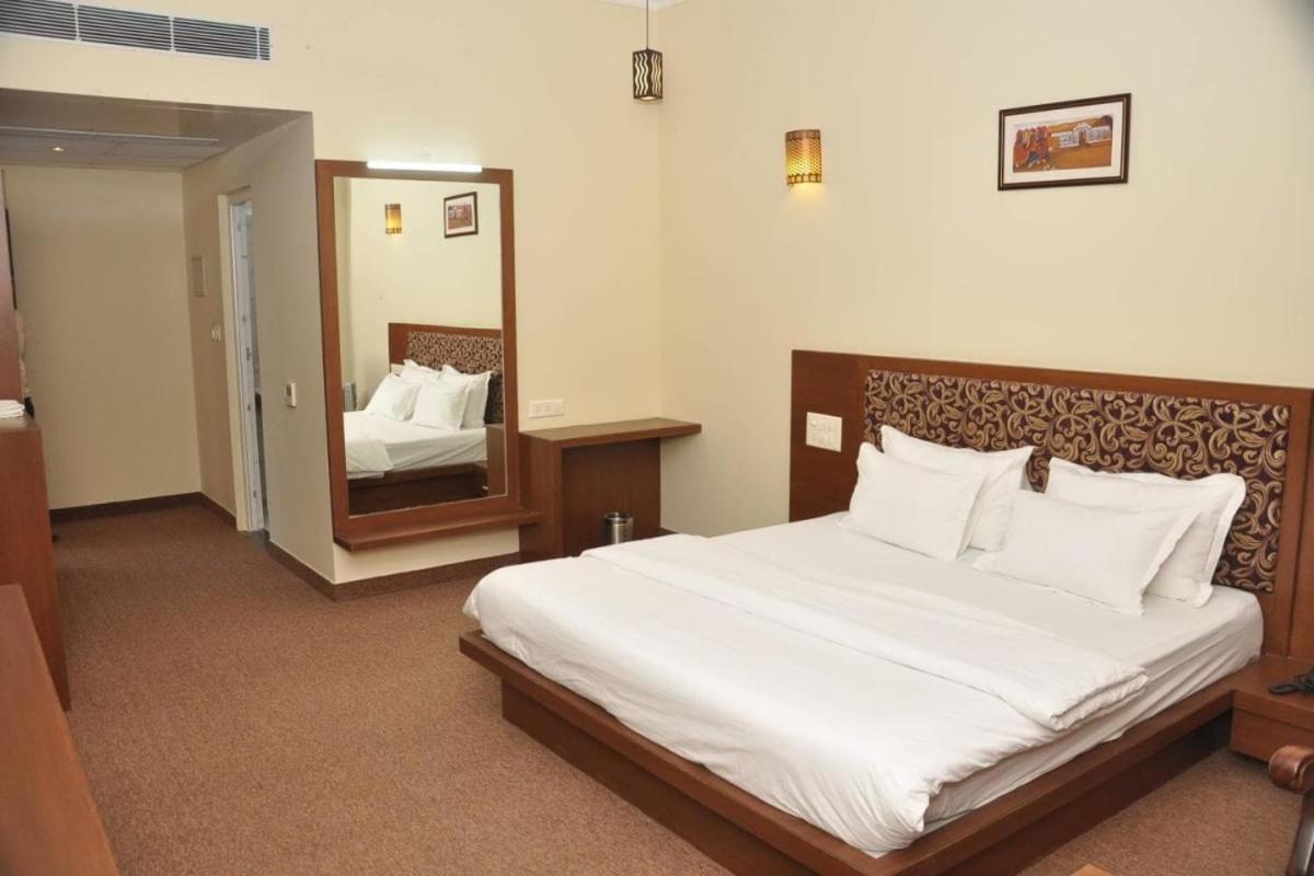 Neelkanth'S Bagar Inn Resort Jhunjhunu Eksteriør bilde