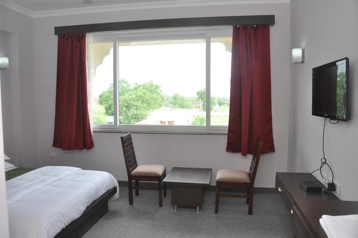Neelkanth'S Bagar Inn Resort Jhunjhunu Eksteriør bilde